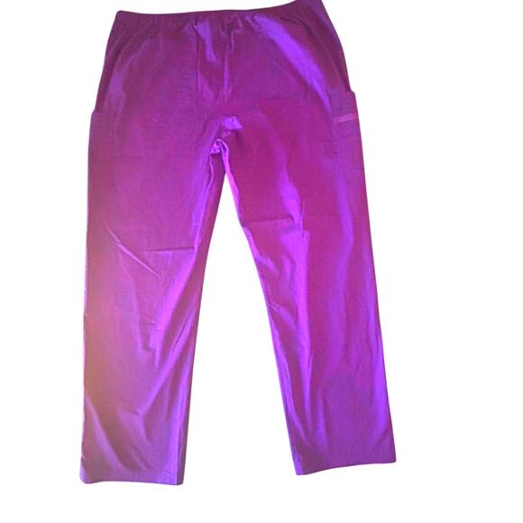 NWT Butter-Soft Scrubs Women's XL Purple Utility Cargo Pants 9 Pocket Medical - Picture 1 of 9